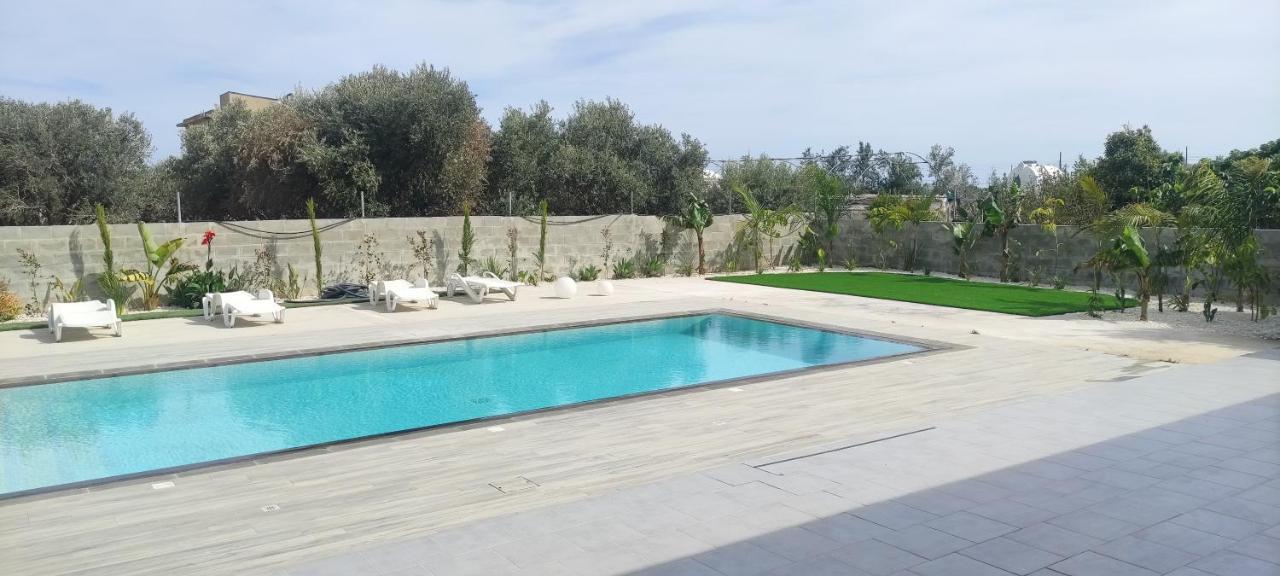 Village Villa, Cyprus, Salt-water Pool, 6 Bedrooms, Larnaca Willa Kiti